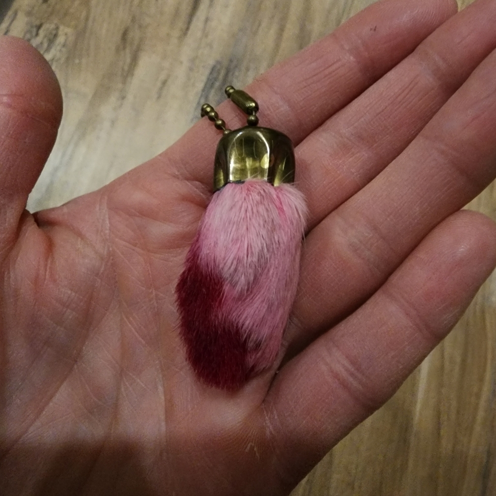 Vintage Brass Rabbit Foot Keychain - Picture 3 of 4